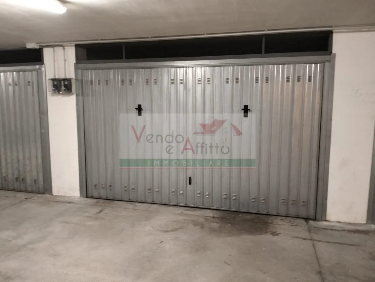 Garage in zona semicentrale