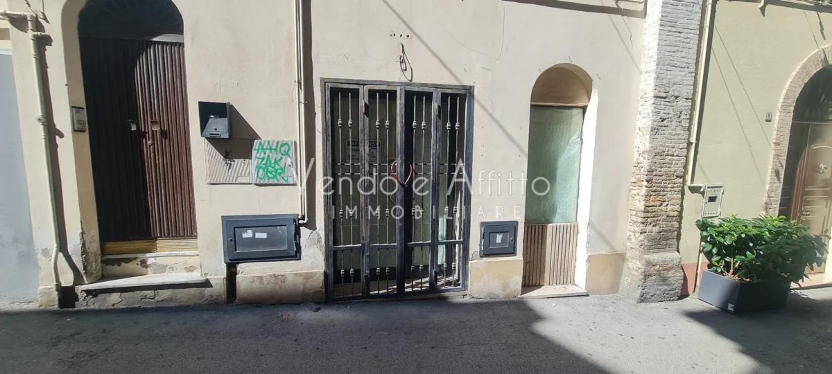 Locale in affitto in centro