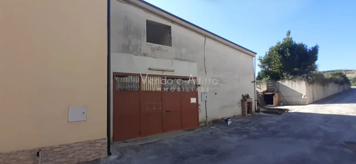 Magazzino convertibile ad abitazione