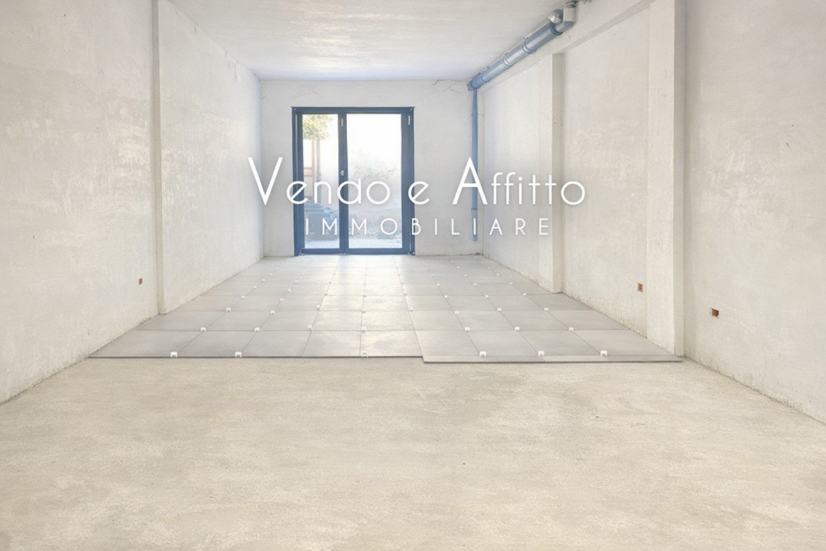 Locale commerciale in affitto a Termoli