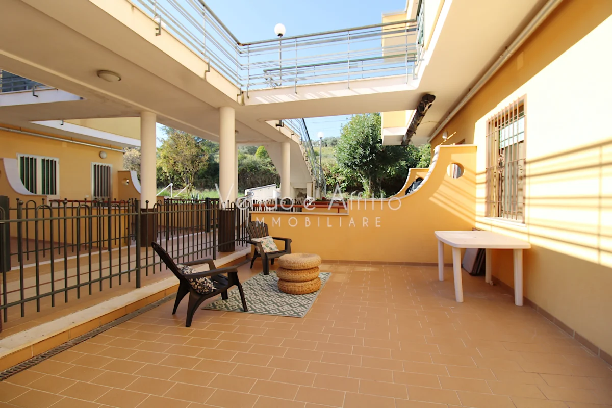 Appartamento al mare con terrazzo