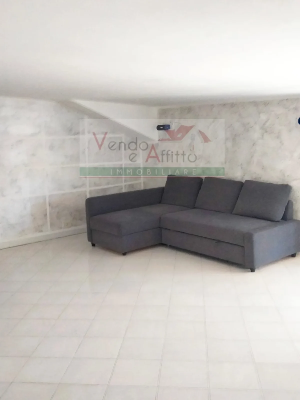 DUPLEX IN AFFITTO A CUPELLO